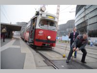 VS 3. Klassen bei Straenbahn und Christkindlmarkt, 19.11.2013