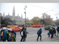 VS 3. Klassen bei Straenbahn und Christkindlmarkt, 19.11.2013