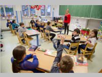 Tag der offenen Tr in der VS Neufeld, 04.12.2014