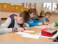 Tag der offenen Tr in der VS Neufeld, 04.12.2014