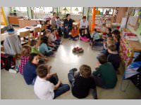 Tag der offenen Tr in der VS Neufeld, 04.12.2014
