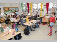 Tag der offenen Tr in der VS Neufeld, 04.12.2014