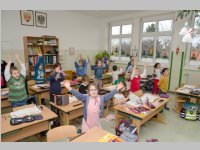 Tag der offenen Tr in der VS Neufeld, 04.12.2014