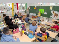 Tag der offenen Tr in der VS Neufeld, 04.12.2014