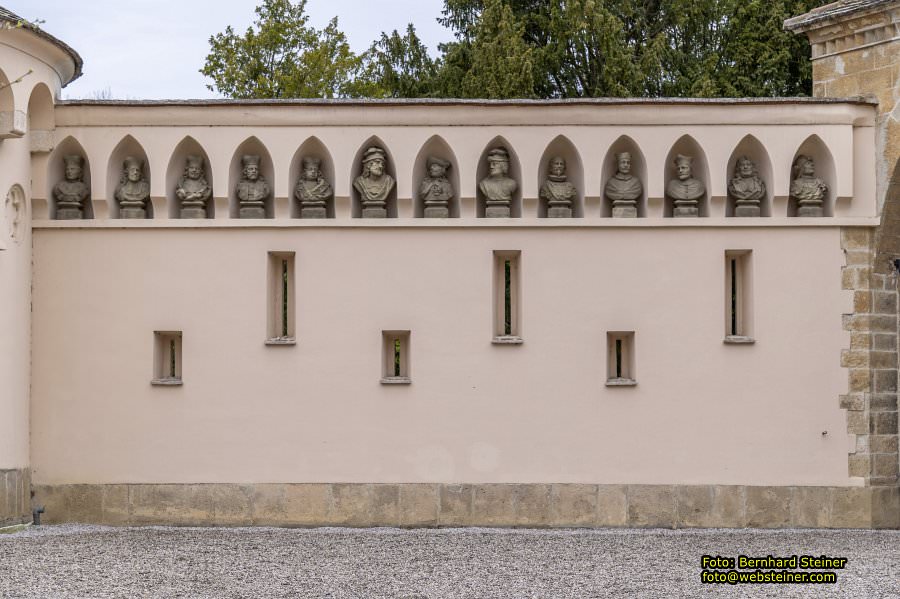 Franzensburg und Schlosspark Laxenburg, April 2023