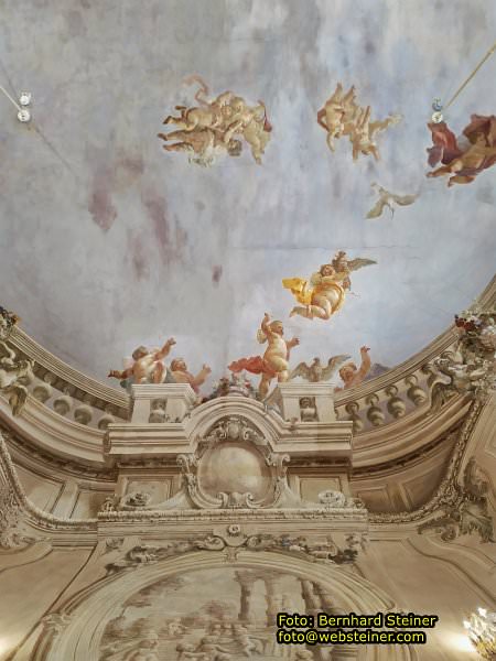 Franzensburg und Schlosspark Laxenburg, April 2023