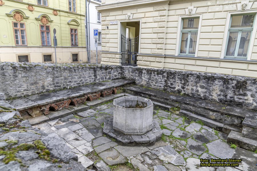 P�cs / F�nfkirchen, April 2026