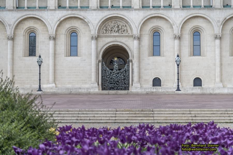 P�cs / F�nfkirchen, April 2026