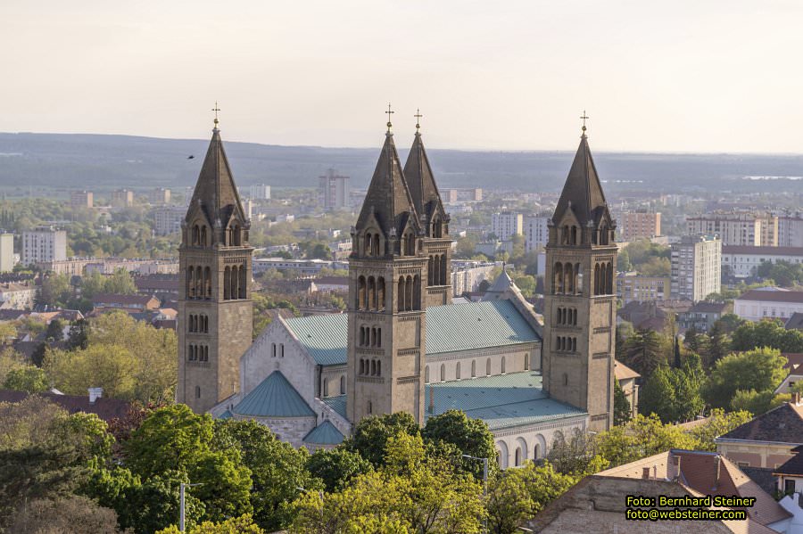 P�cs / F�nfkirchen, April 2026