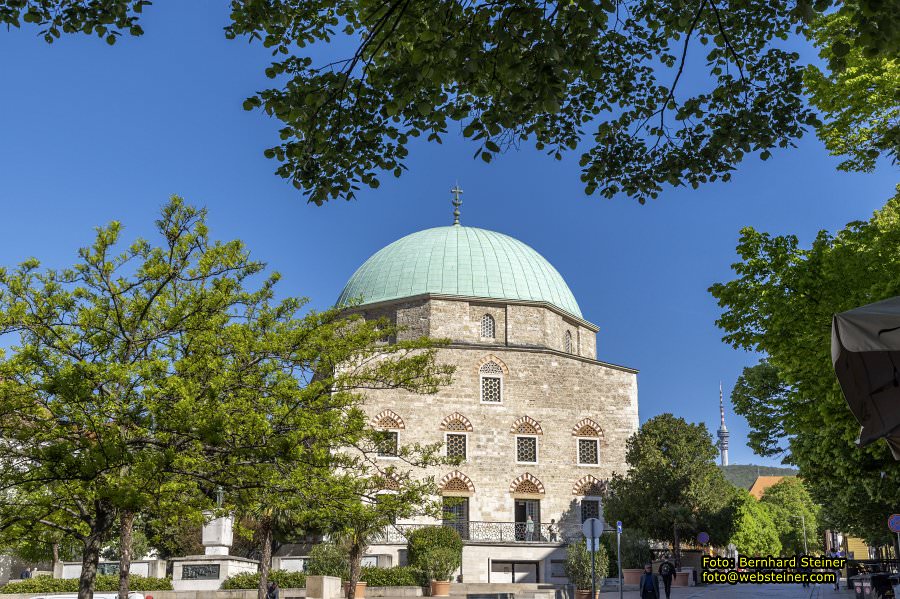 P�cs / F�nfkirchen, April 2026