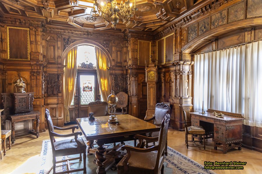 Peles, Brasov, Bran in Rum�nien, April 2024