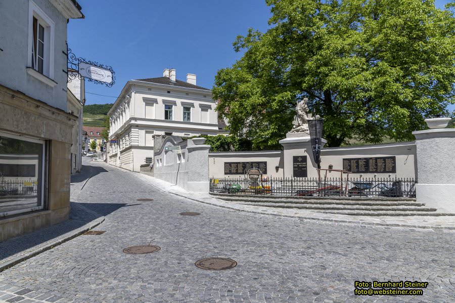 Spitz an der Donau, Wachaubahn, Juni 2023