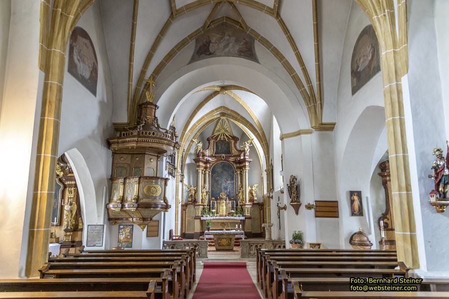 Pfarrkirche und Schloss Traismauer, August 2023