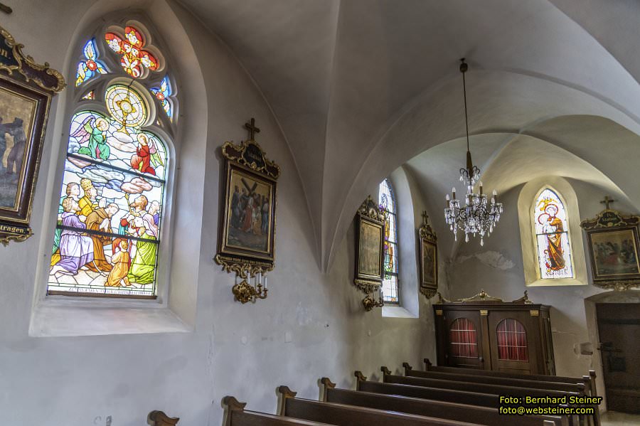 Pfarrkirche und Schloss Traismauer, August 2023