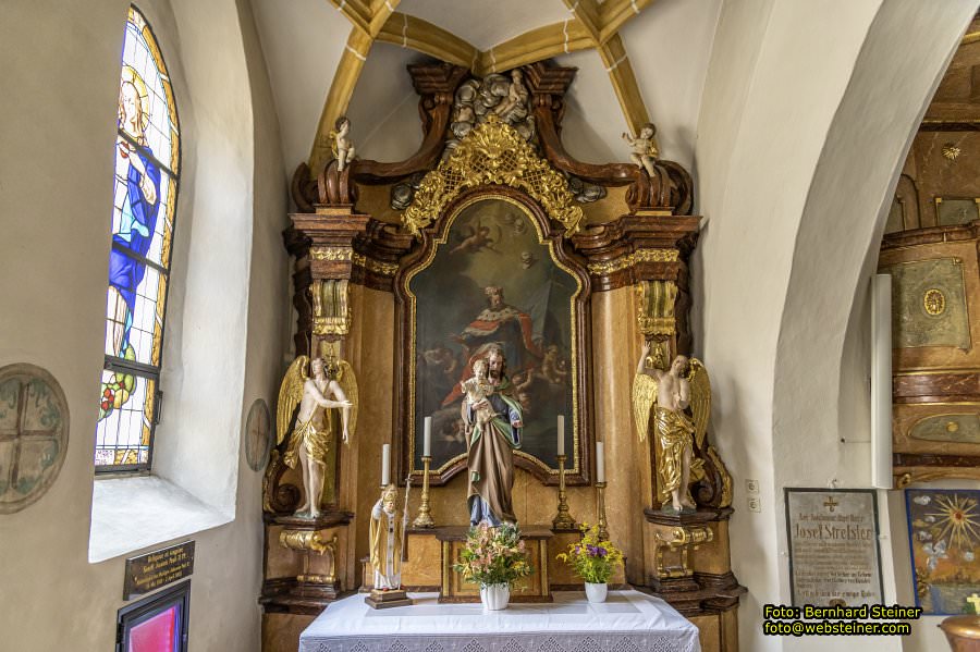 Pfarrkirche und Schloss Traismauer, August 2023