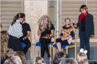 BGZ Wr. Neustadt: Theatergruppe in 'Konferenz der Tiere', 24.05.2016